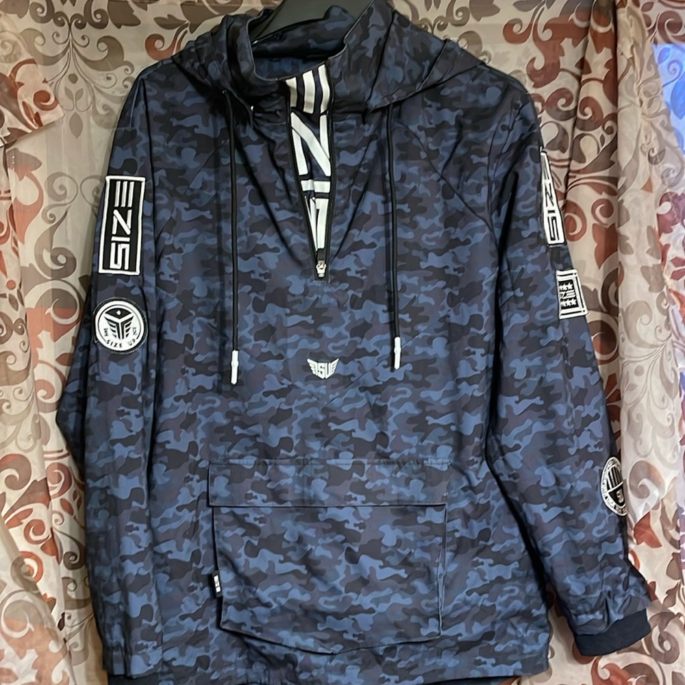 Mens Size Pullover Lightweight